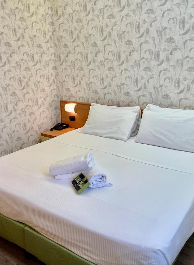 Hotel Embassy Pero Dış mekan fotoğraf