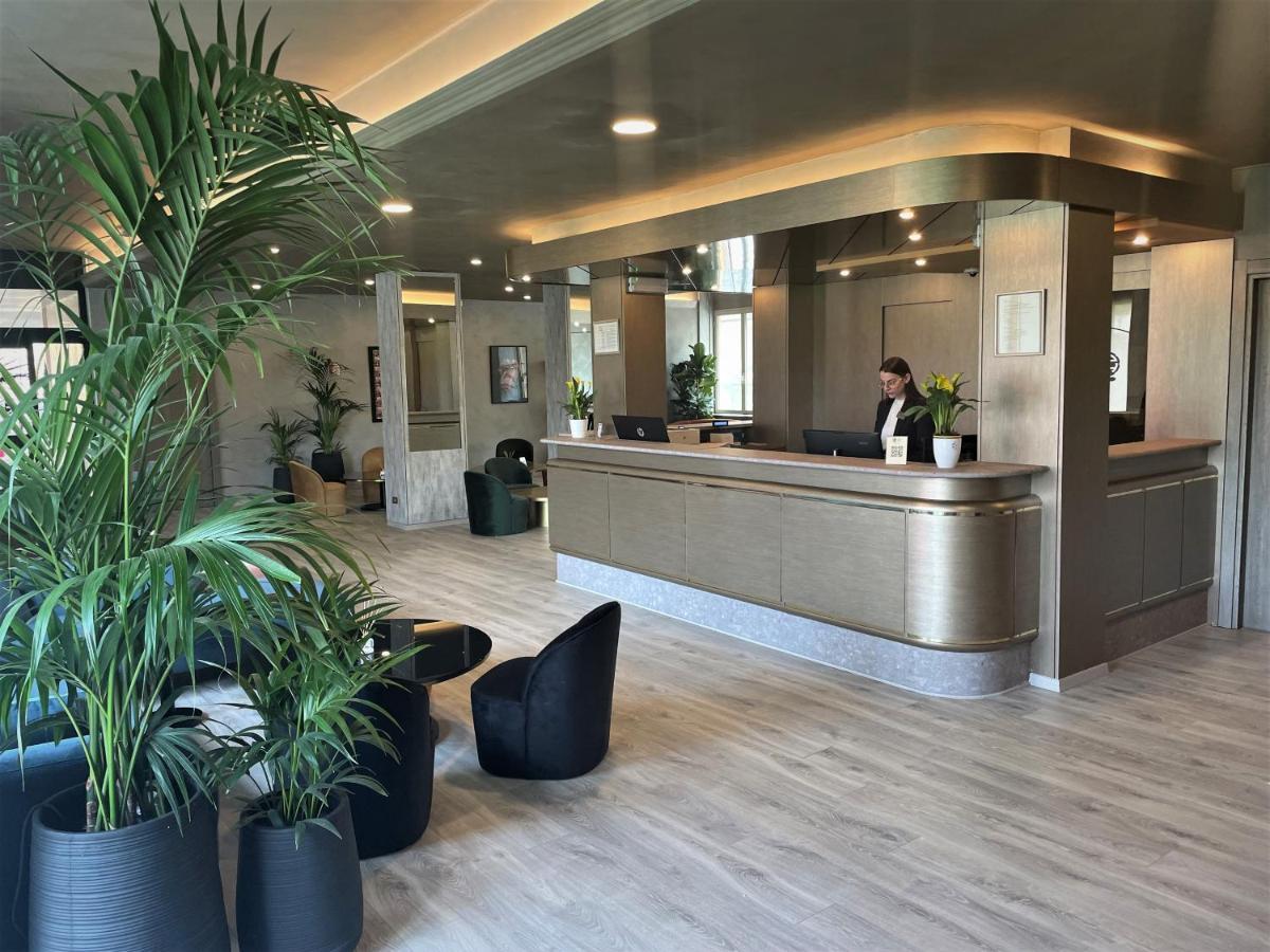Hotel Embassy Pero Dış mekan fotoğraf