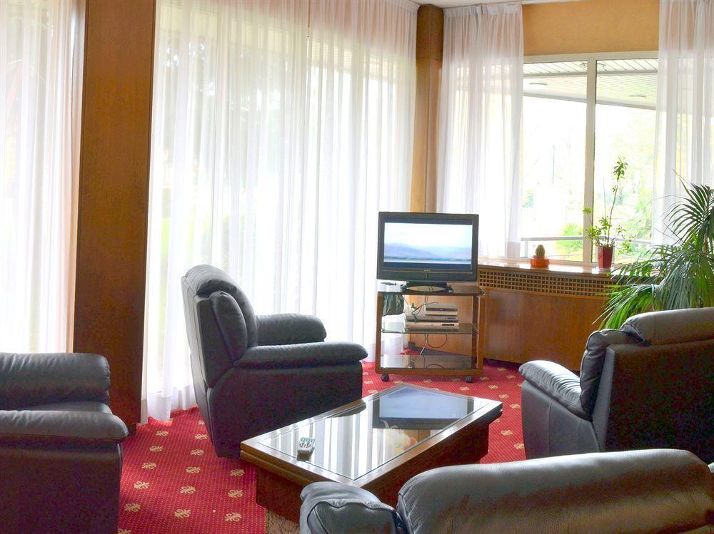 Hotel Embassy Pero Dış mekan fotoğraf
